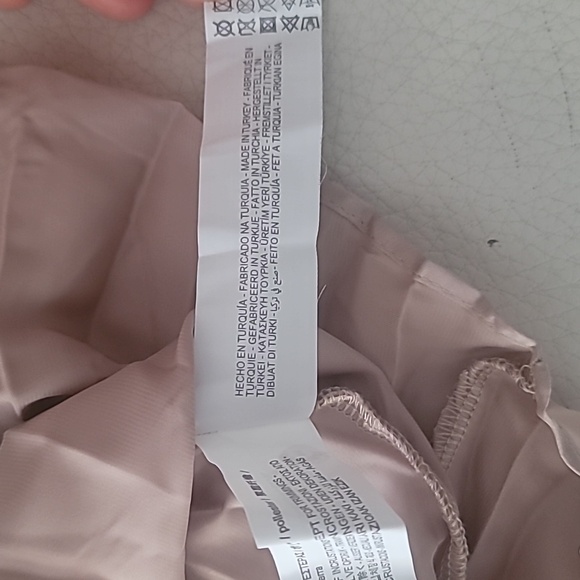 NWT ZARA PLEATED BLUSH SLEEVELESS TOP W/CHAIN LINK DETAIL - Picture 11 of 11